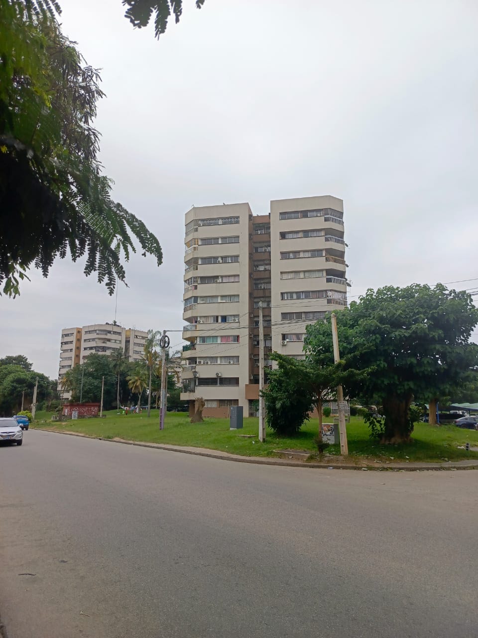 Appartement Moderne Louer Abidjan Au Golf 1 De La Riviera ImmoLink appartement-moderne-louer-abidjan-au-golf-1-de-la-riviera-immolink