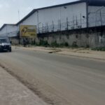 Entrepôts 2,5 ha Koumassi zone industrielle en vente